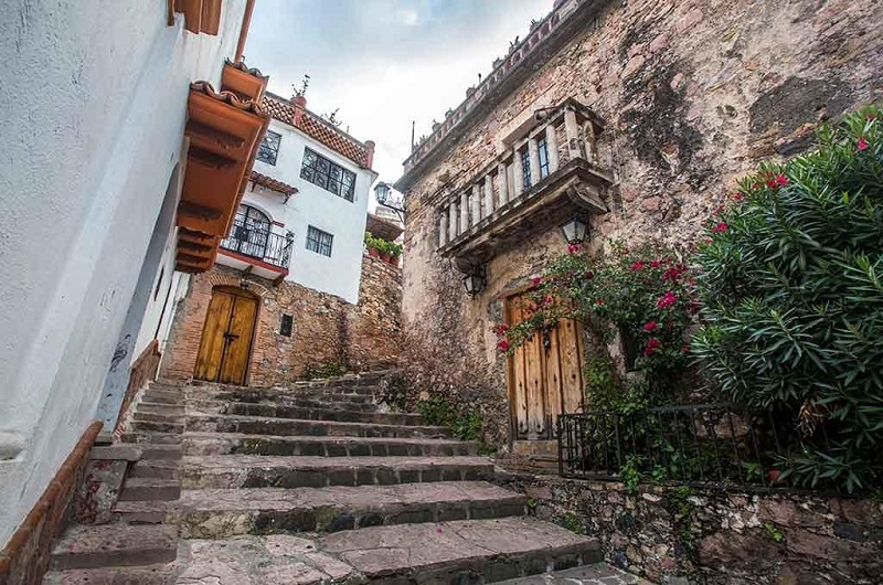 World Travel Habibi Mexico Taxco